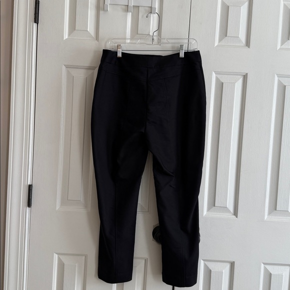 Black Cropped Pants - Picture 3 of 5